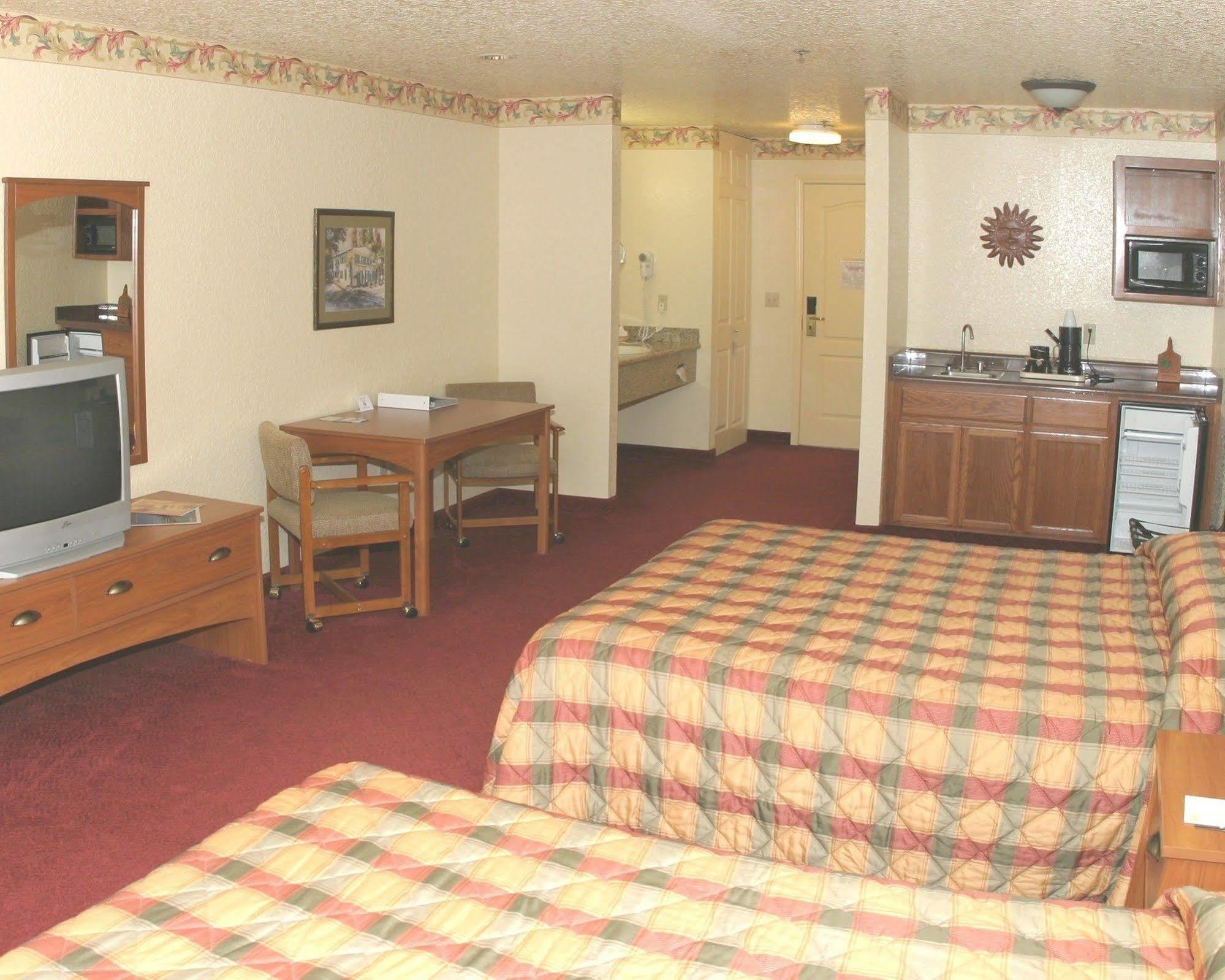 Murphys Suites Luaran gambar