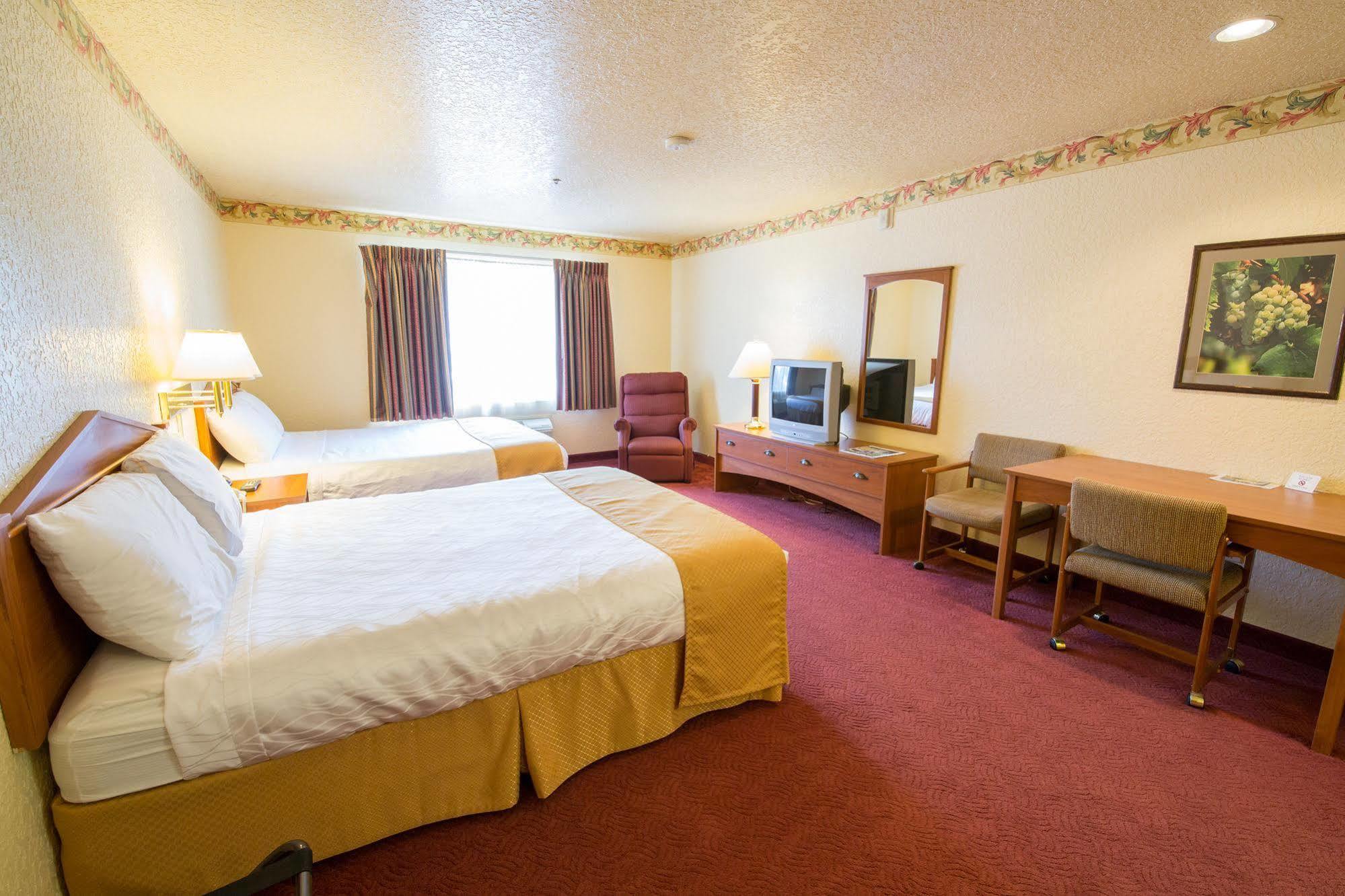 Murphys Suites Luaran gambar